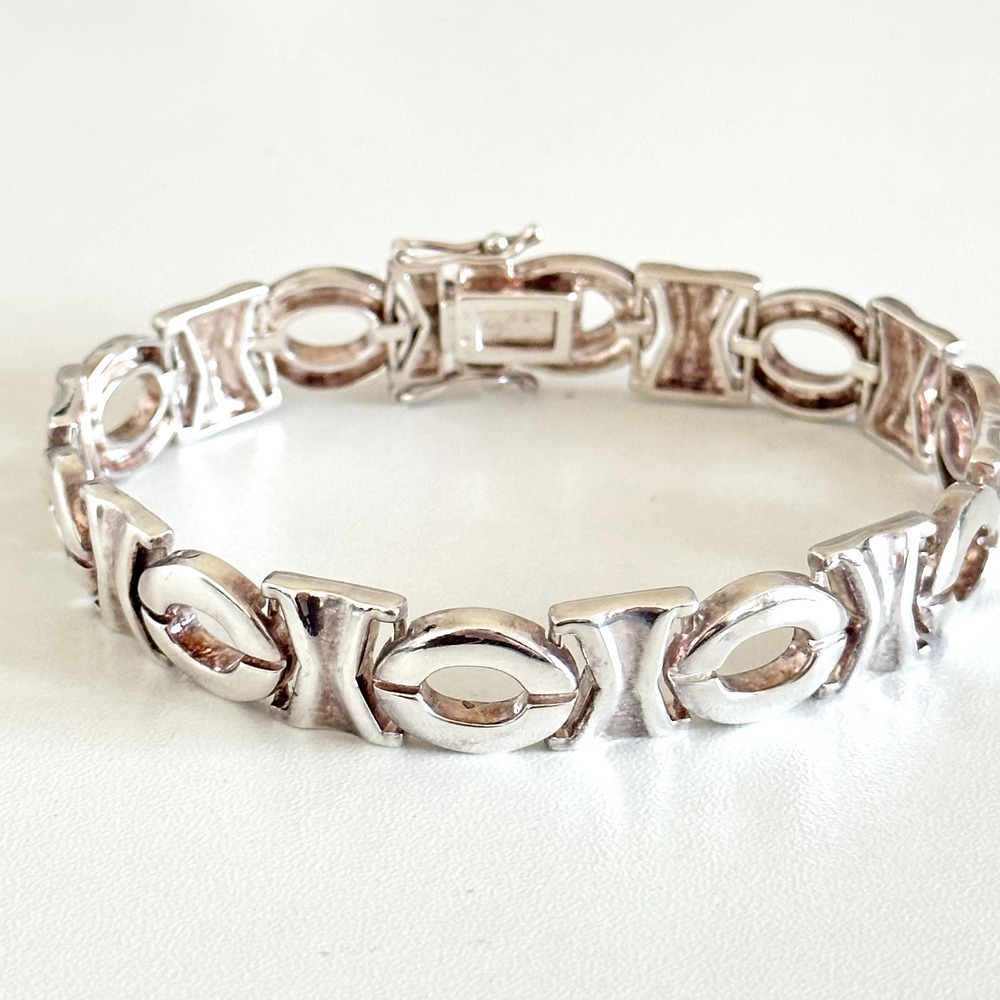 Vintage 925 Sterling Silver XO Hugs & Kisses Wide Chunky Chain Link Bracelet 8"